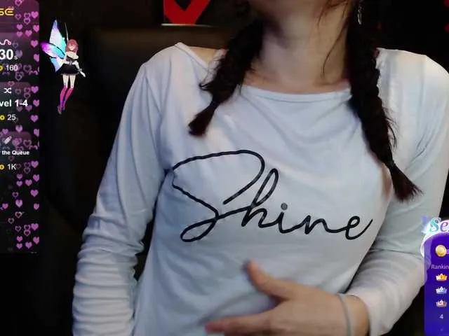 -yuyi – webcam model profile photo