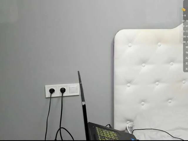 Logan-emma – webcam model profile photo