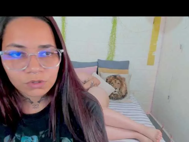 MABELANDDANNY – webcam model profile photo