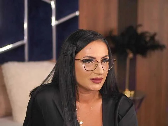 MistyWooods – webcam model profile photo