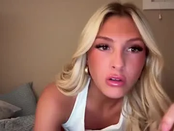 bellaxxklein – webcam model profile photo