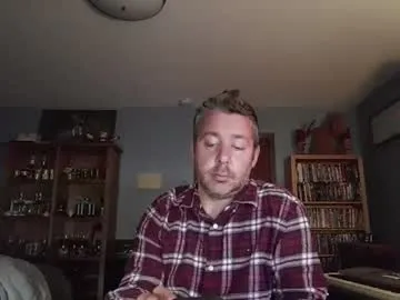 chrisw8121 – webcam model profile photo