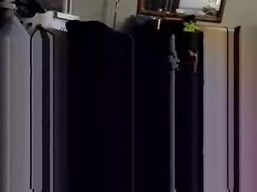 decoyx5o5 – webcam model profile photo