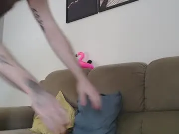 hornyhairy_bi – webcam model profile photo