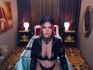 red_ivyy – webcam model profile photo