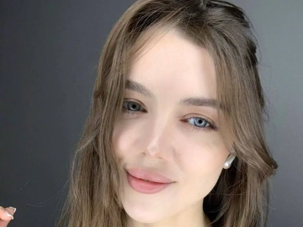 MiroLika – webcam model profile photo
