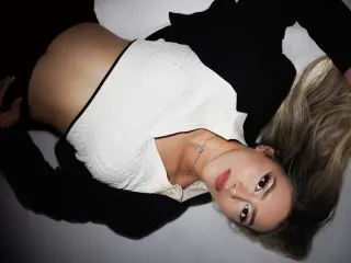 KimbeerlyClars – webcam model profile photo