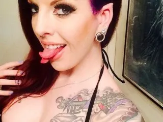 Penny_Poison – webcam model profile photo