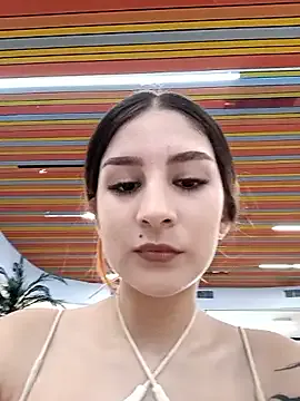 Mon_Cherry – webcam model profile photo