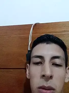 perversumm – webcam model profile photo