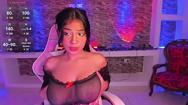 Sophiefoxy__ – webcam model profile photo